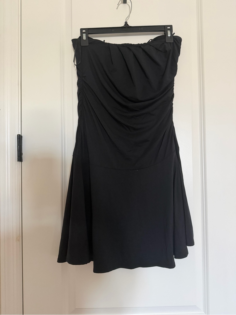 Abercrombie & Fitch Black Strapless Ruched Dress